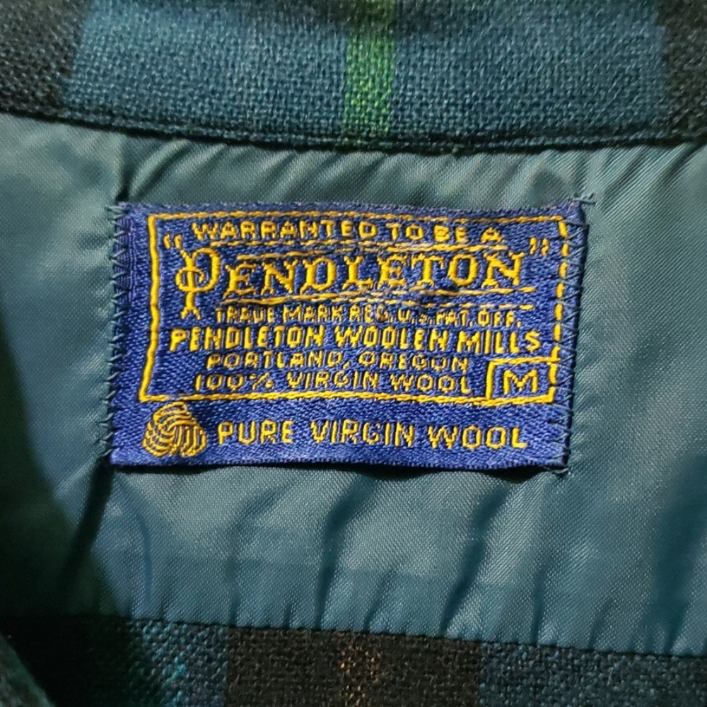 Pendleton Button Up - image 2